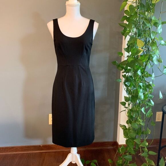 Diane Von Furstenberg Black Cocktail Dress~Size 4 - Picture 1 of 6